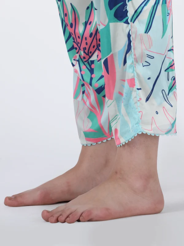 Coastal Floral Printed Tapered Pants